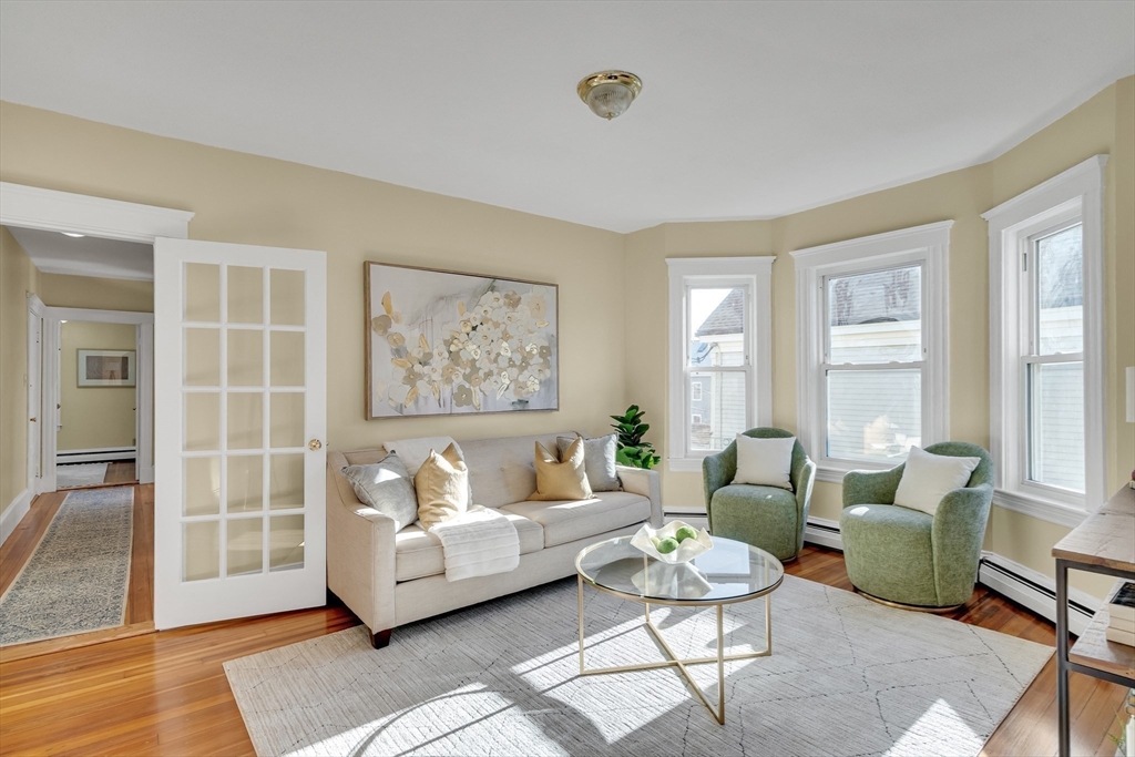 24 Oak St # 2