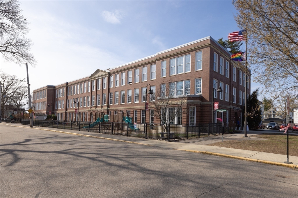 244 Blue Hill Pkwy # 2