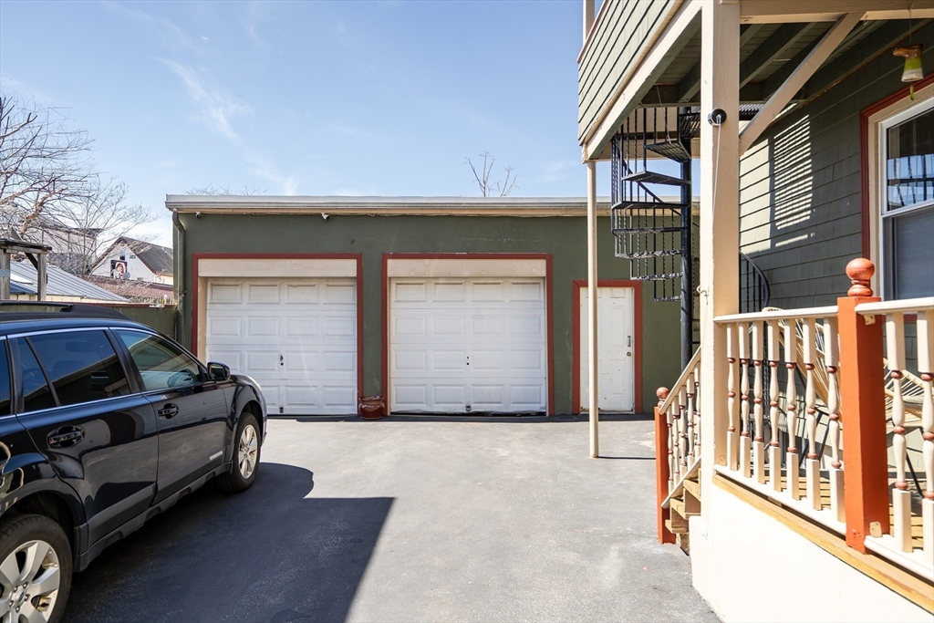 24-26 Oak St # 1 Unit: 24-1