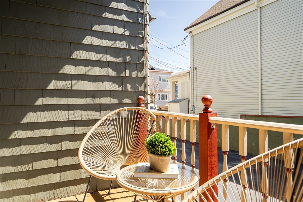 24-26 Oak St # 1 Unit: 24-1