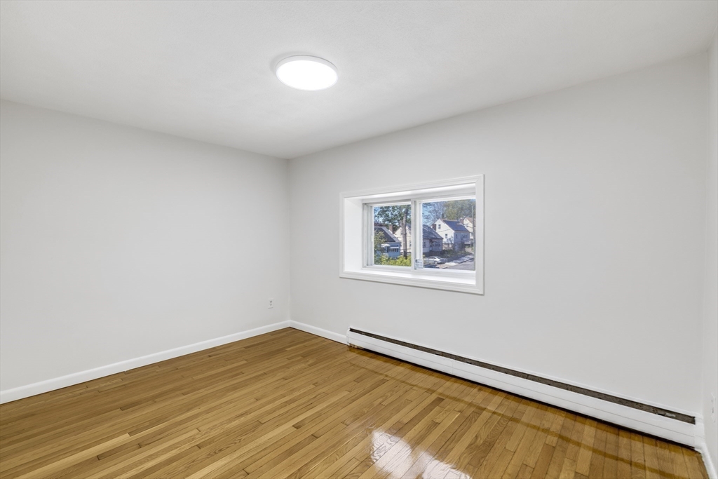 7 Oakcrest Rd # 9