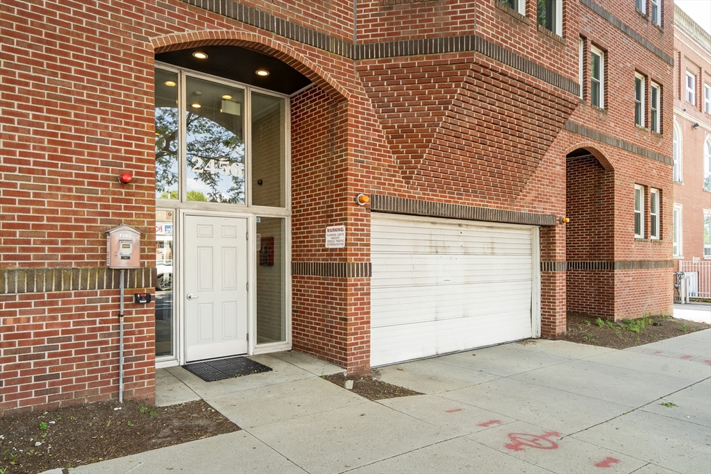 2456 Massachusetts Ave # 402