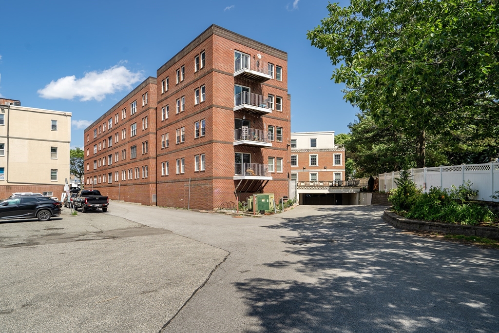 2456 Massachusetts Ave # 402