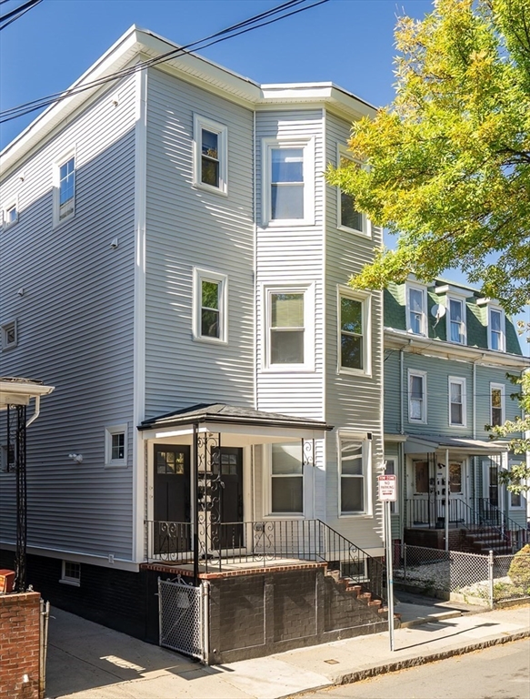 63 Oak St # 3