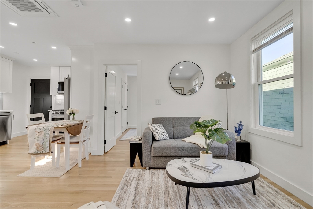 63 Oak St # 3