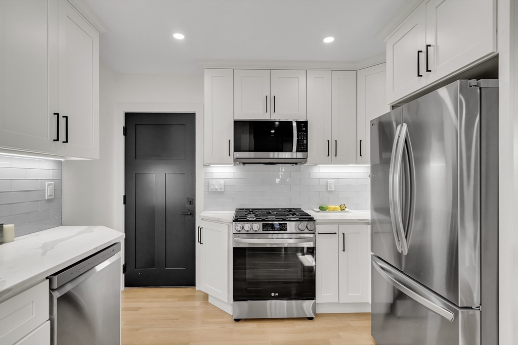 63 Oak St # 2