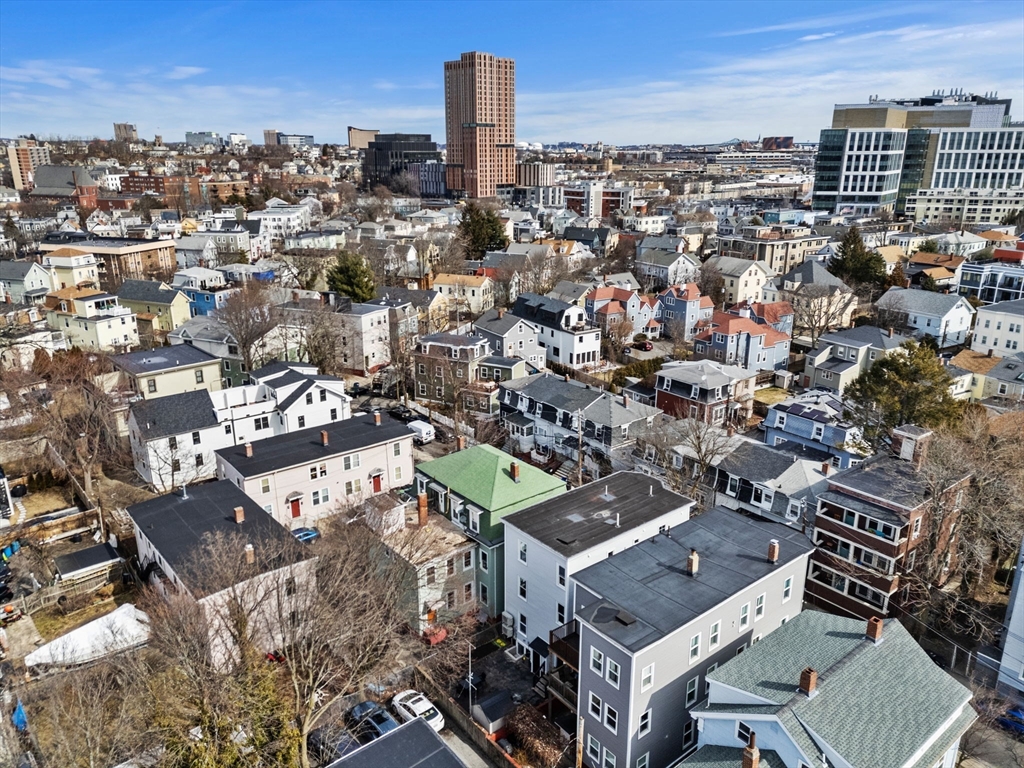 63 Oak St # 2