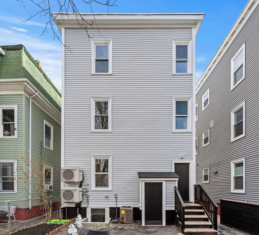 63 Oak St # 2