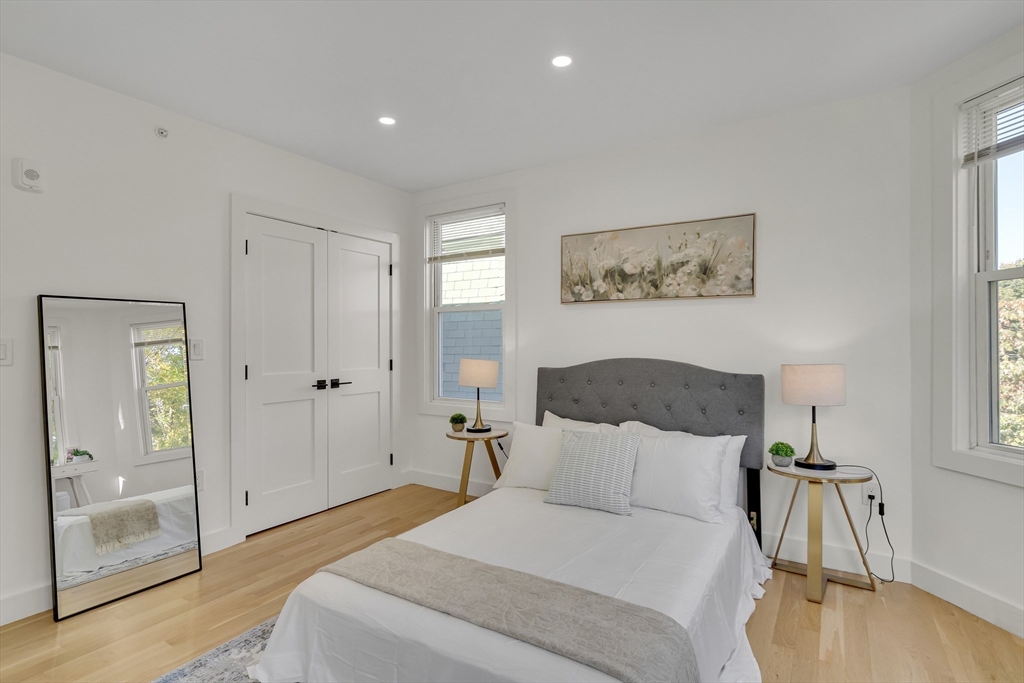 63 Oak St # 2
