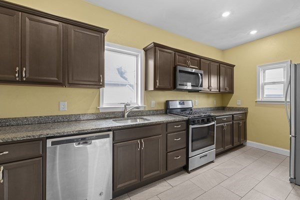 329 Washington St # 2