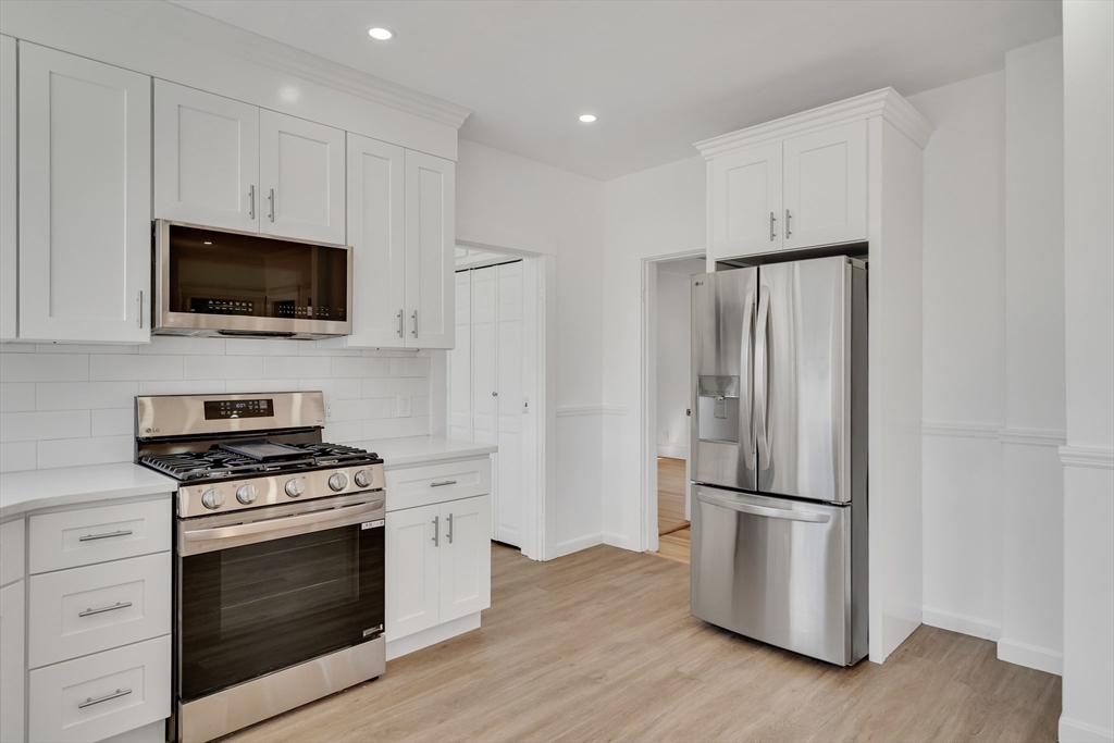 25 Magoun St # 3