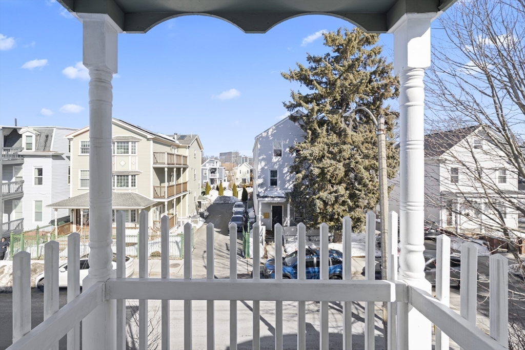 88 Pearl St # 2