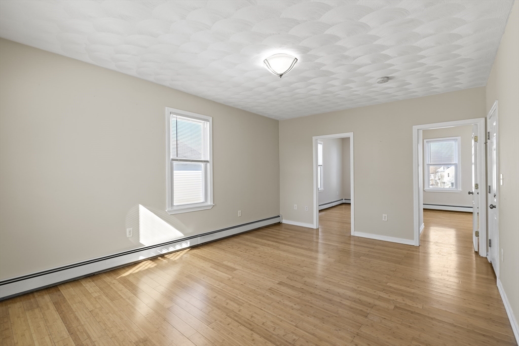 88 Pearl St # 2