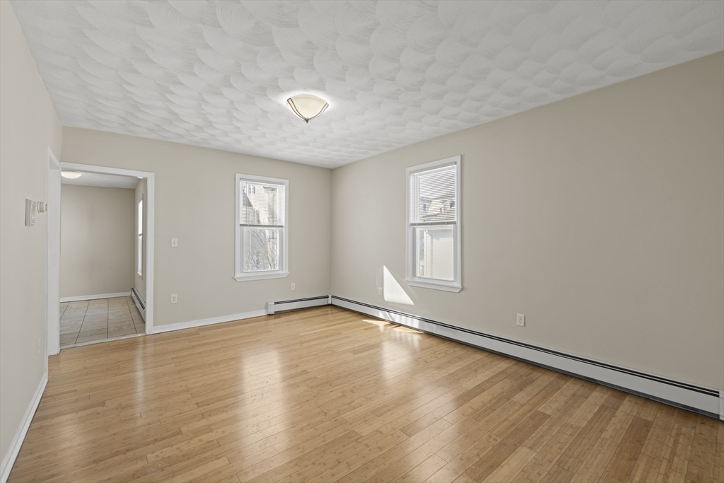88 Pearl St # 2