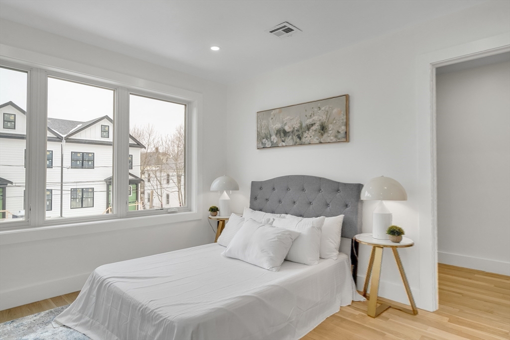 19 Keith St # 2