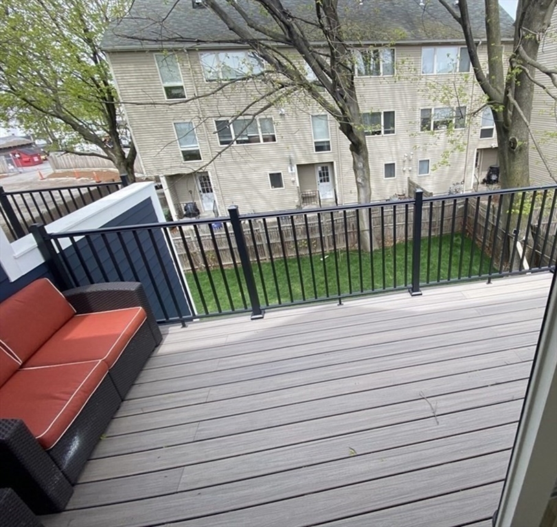 19 Keith St # 2