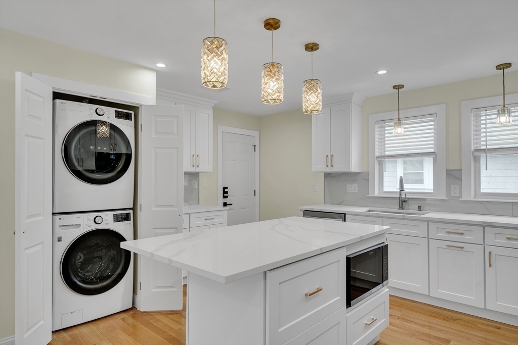 52 Holyoke St # 2