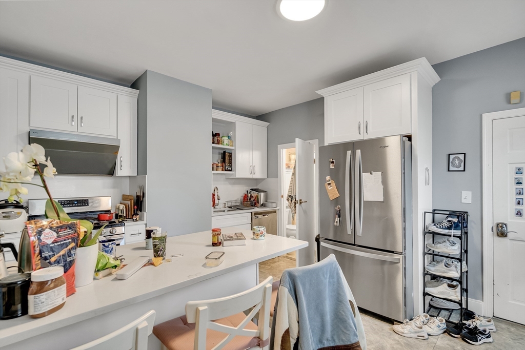 281 Cardinal Medeiros Ave