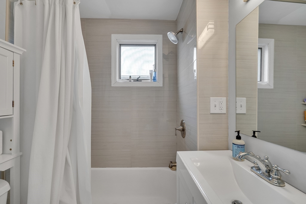 281 Cardinal Medeiros Ave