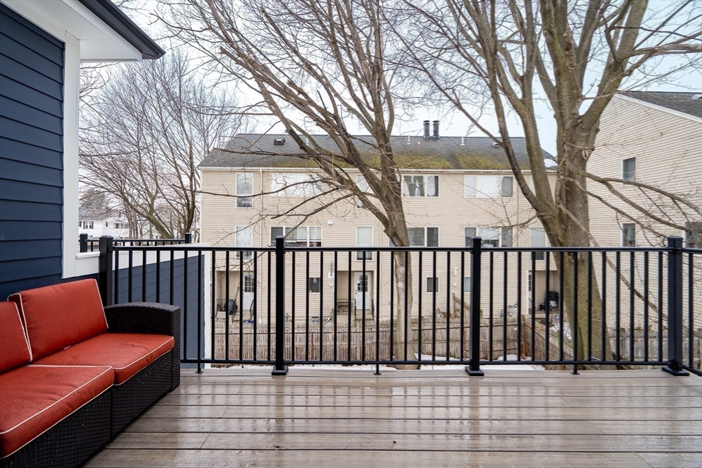 19 Keith St # 1
