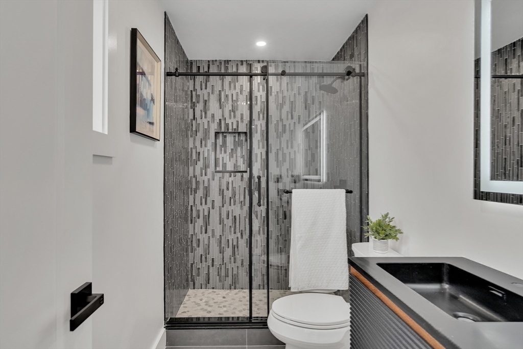 19 Keith St # 1
