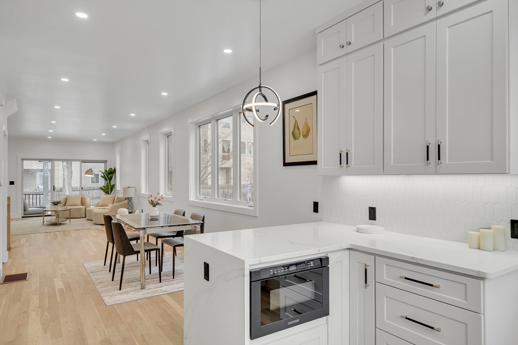 19 Keith St # 1