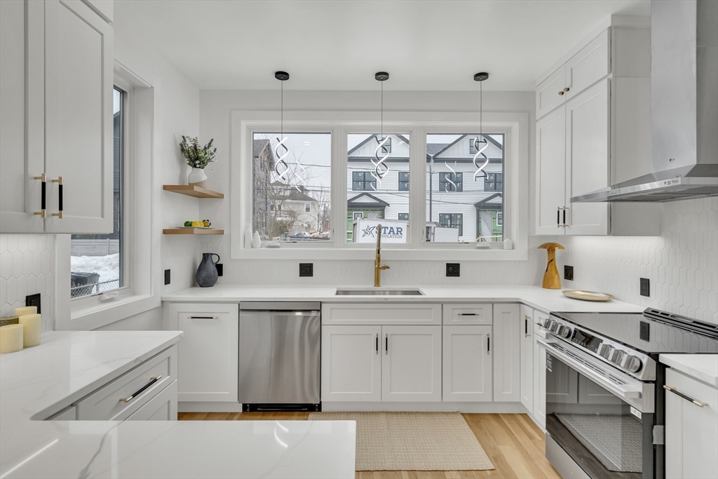 19 Keith St # 1