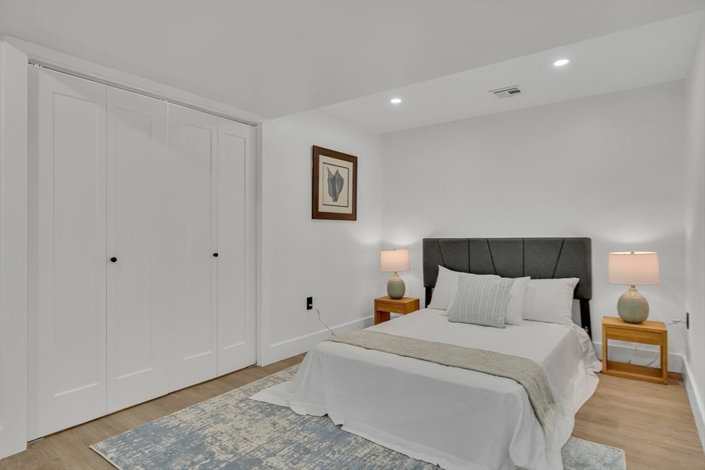 19 Keith St # 1