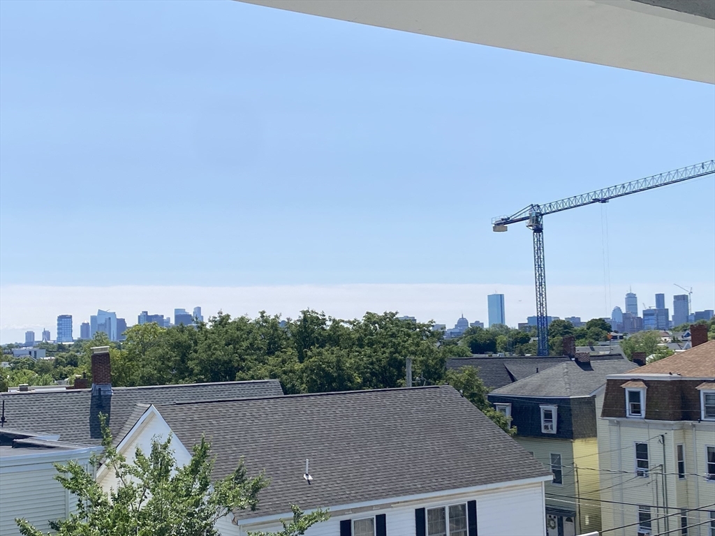 40 Temple St # 3