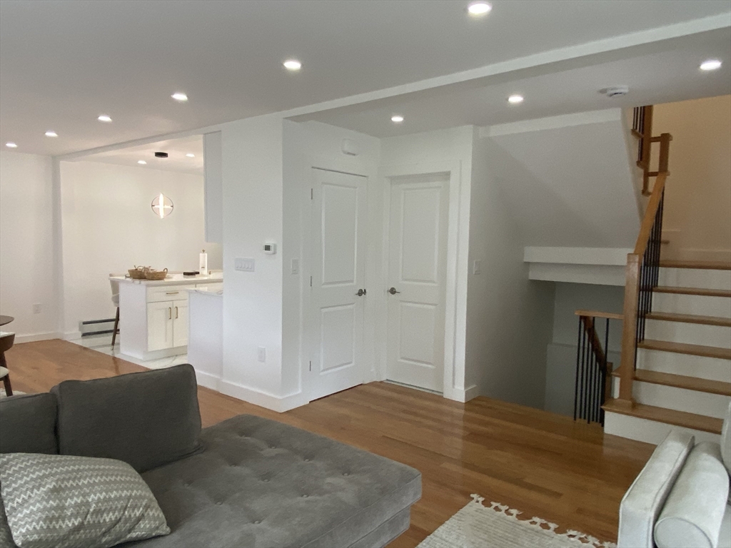 5 N Central Ave # 5