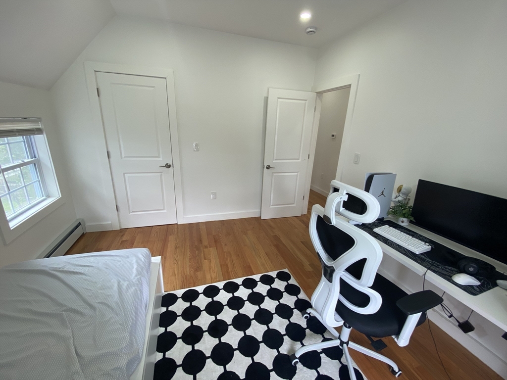 5 N Central Ave # 5
