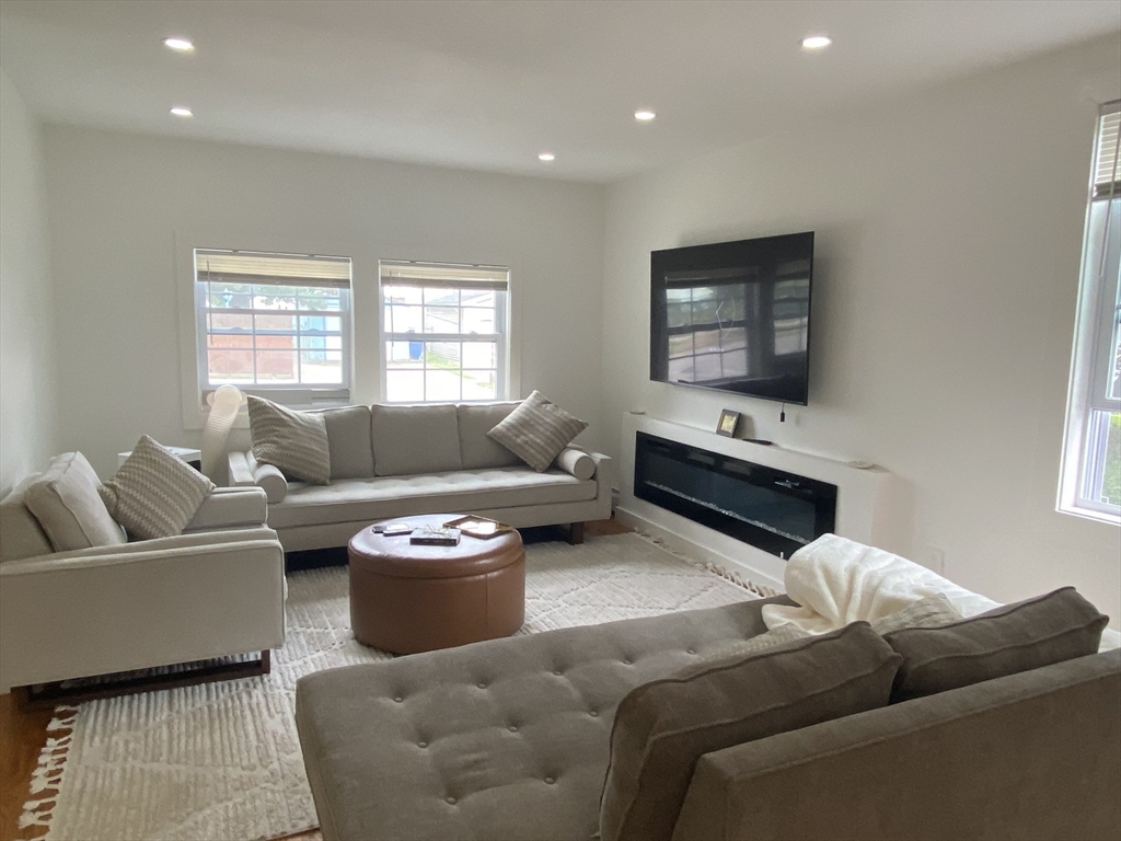 5 N Central Ave # 5