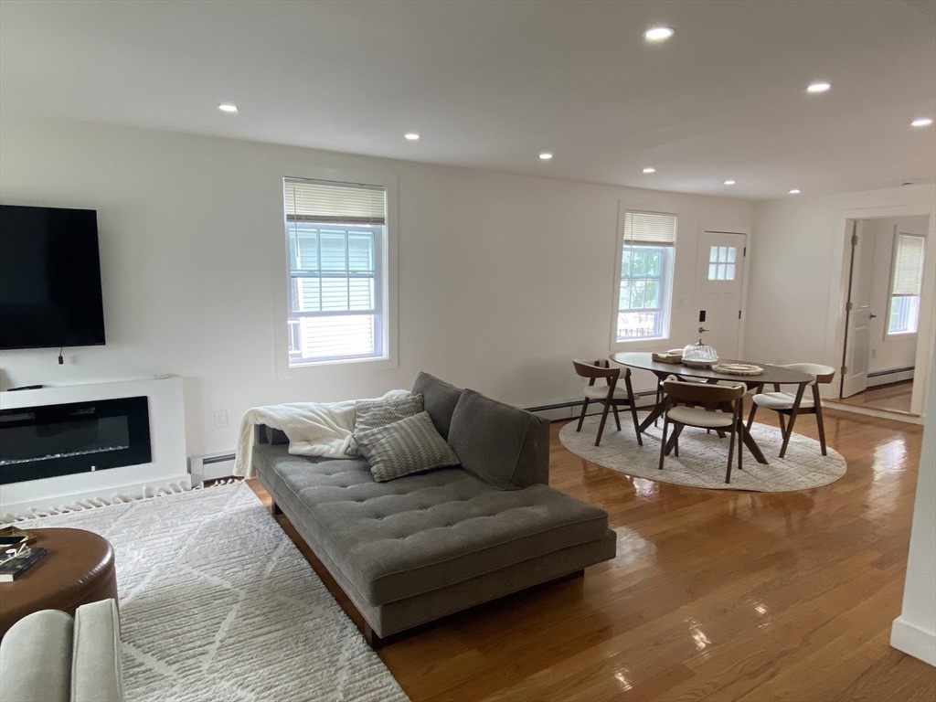 5 N Central Ave # 5