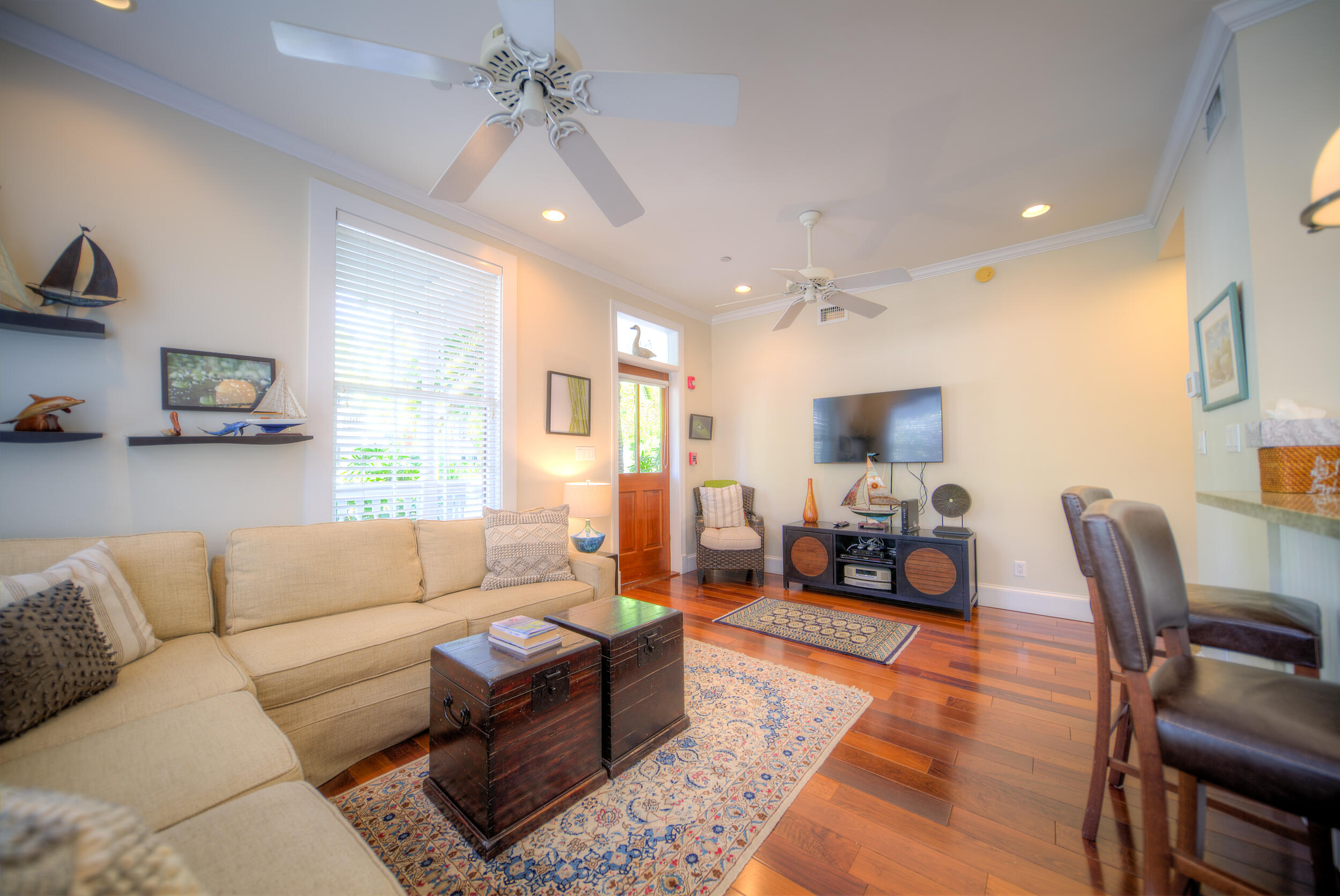 616 Caroline Street Unit: 1