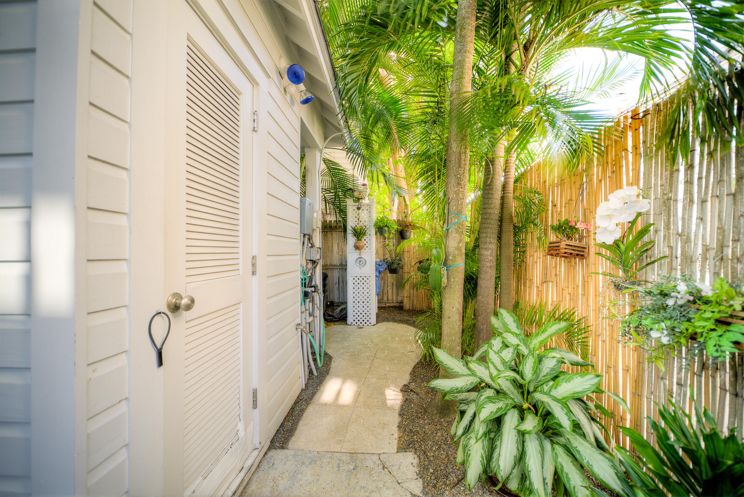 616 Caroline Street Unit: 1