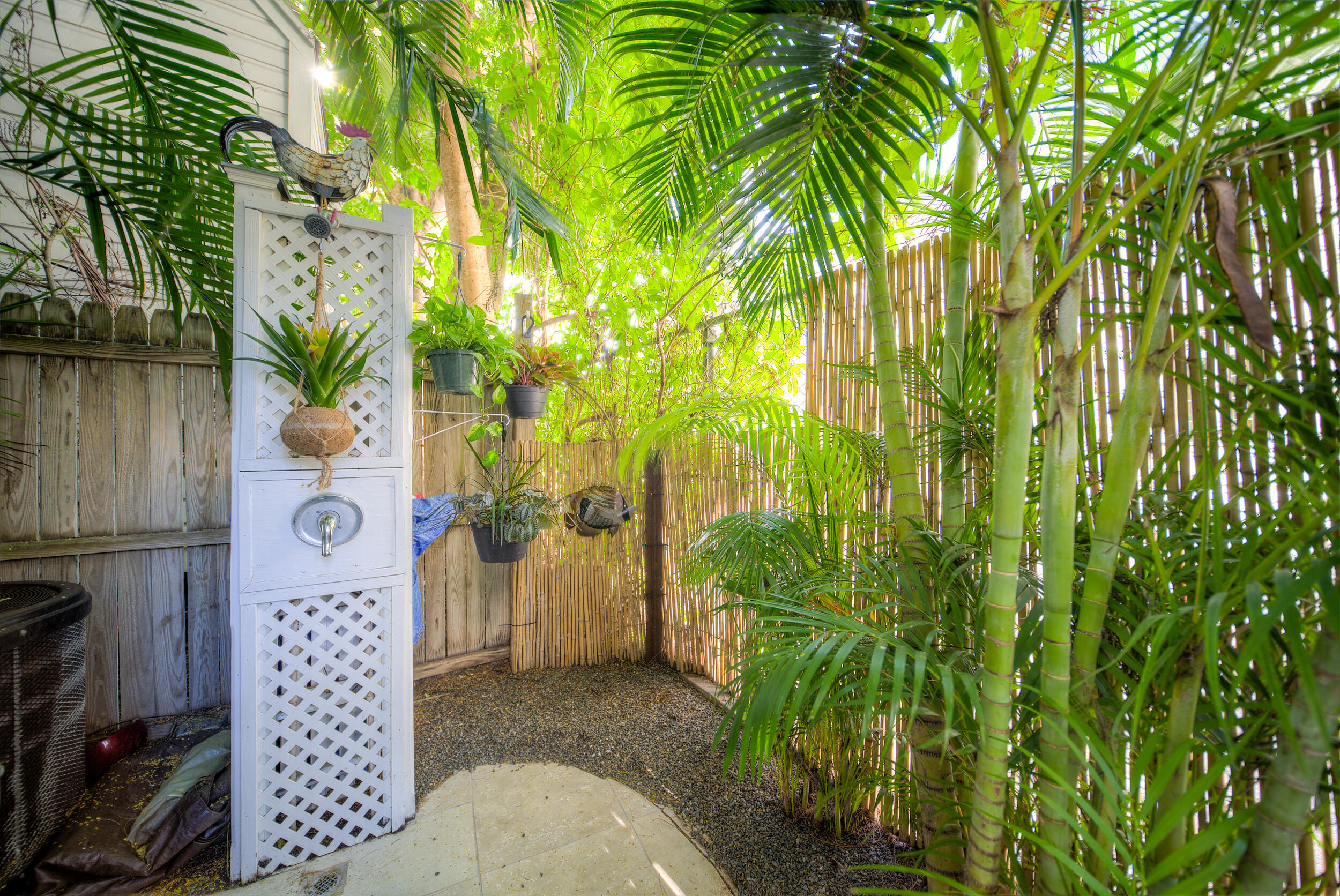 616 Caroline Street Unit: 1