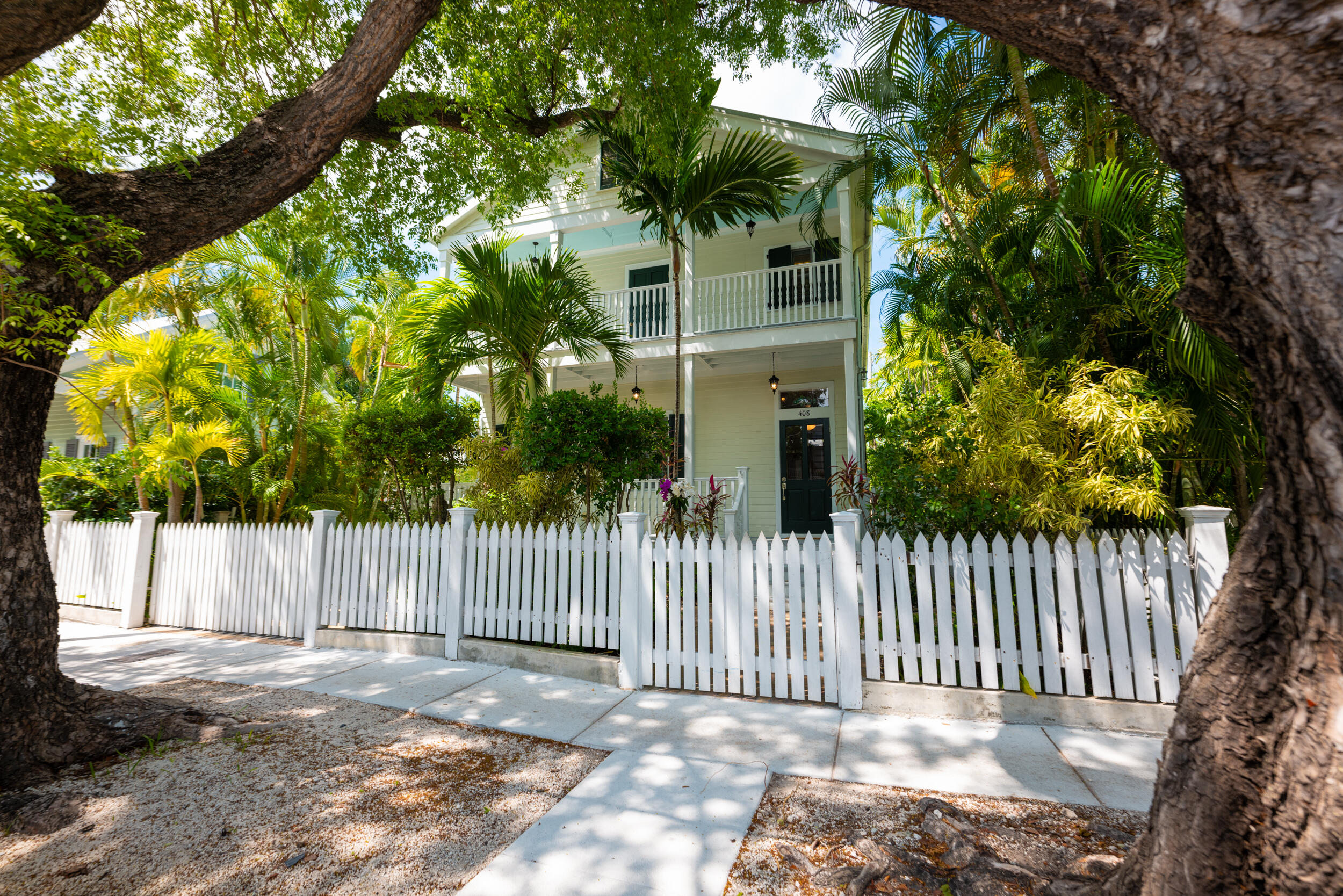 408 Grinnell Street