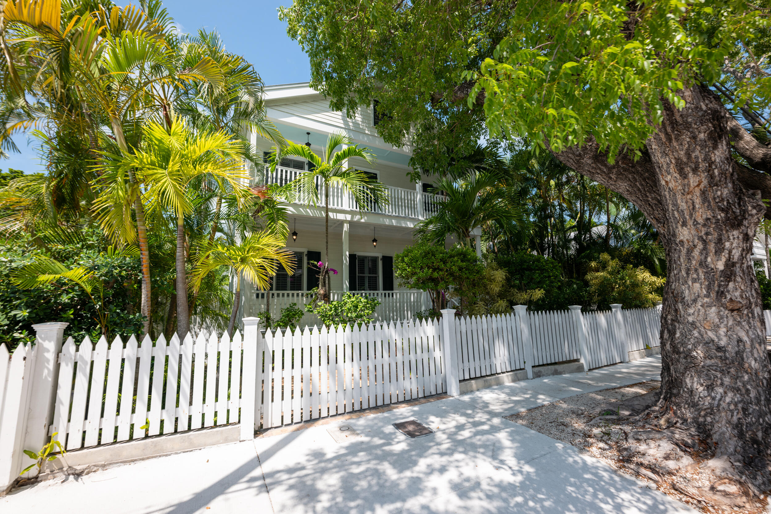408 Grinnell Street