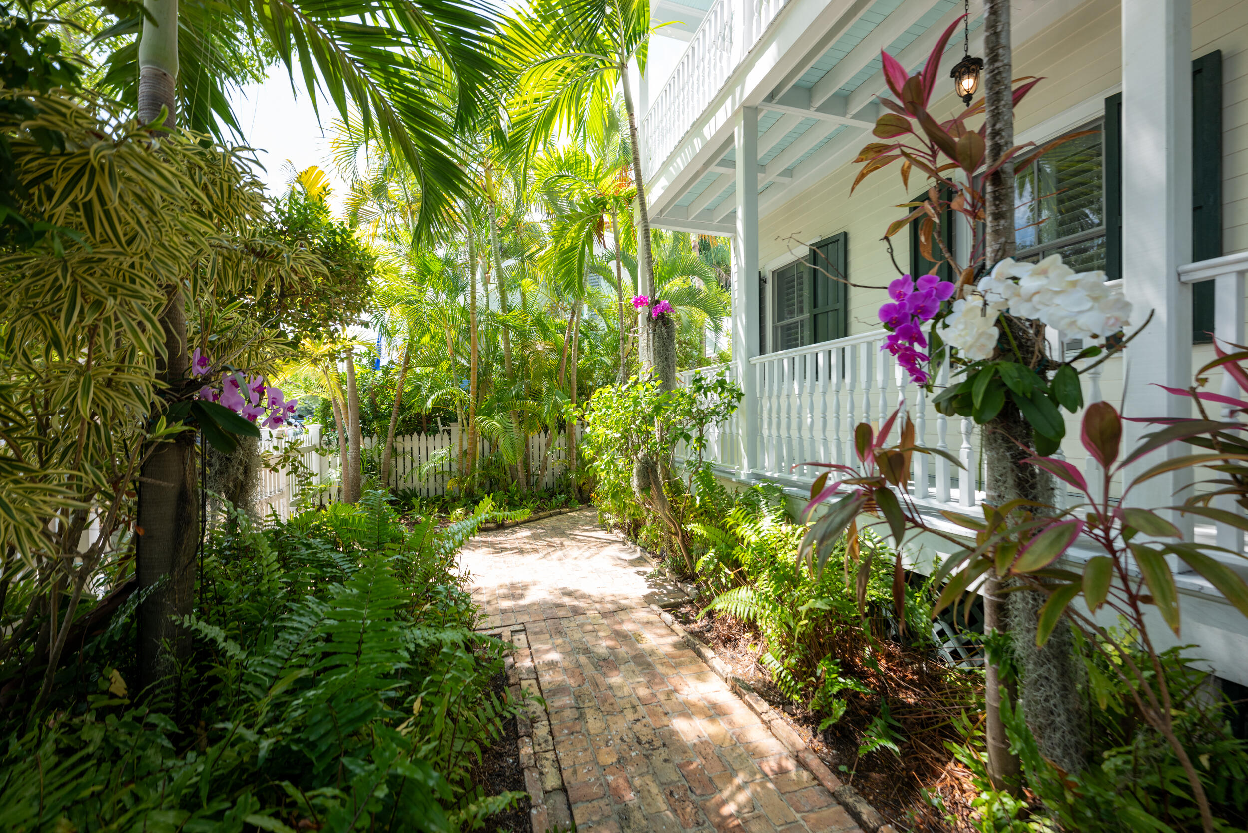 408 Grinnell Street