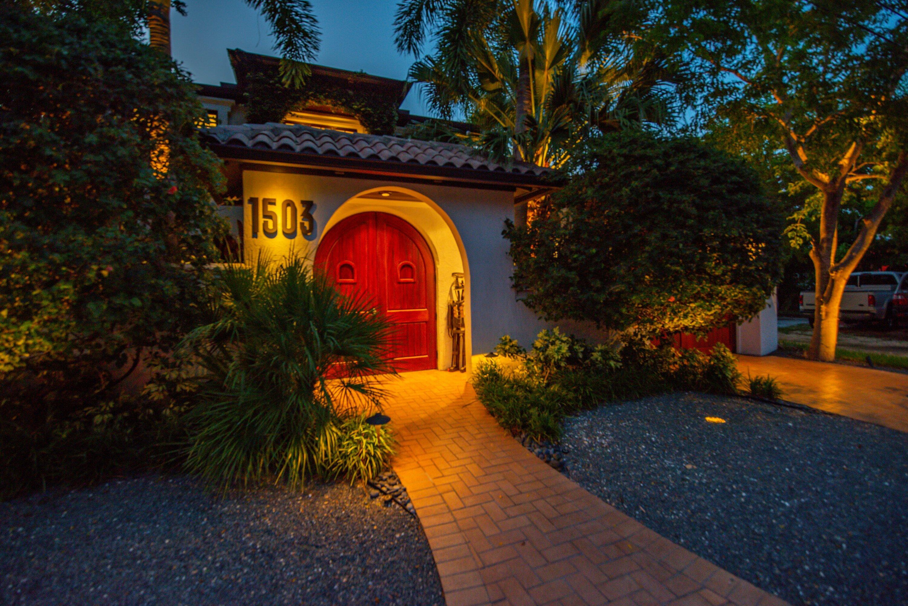 1503 Washington Street