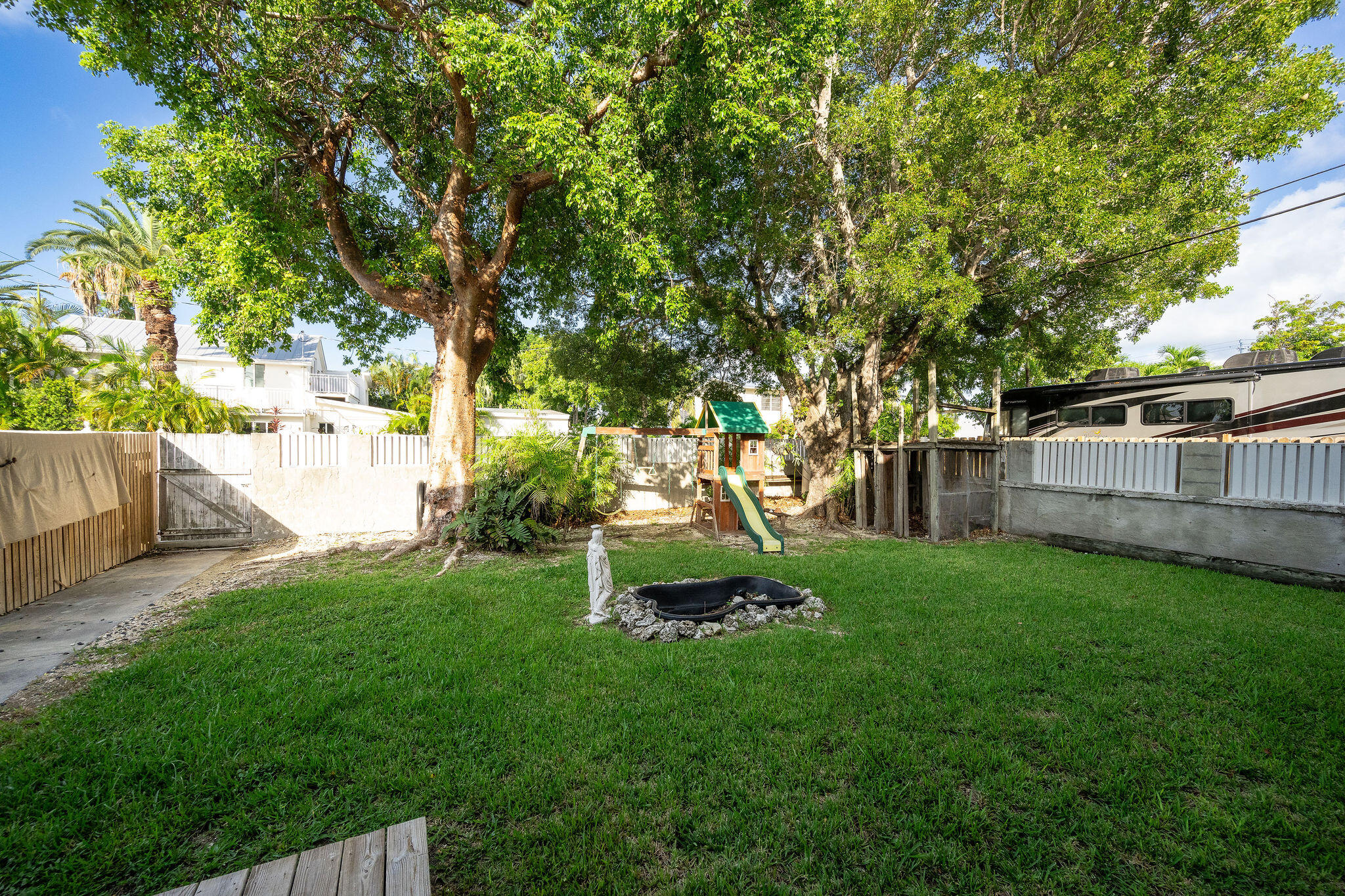 1229 5Th Street