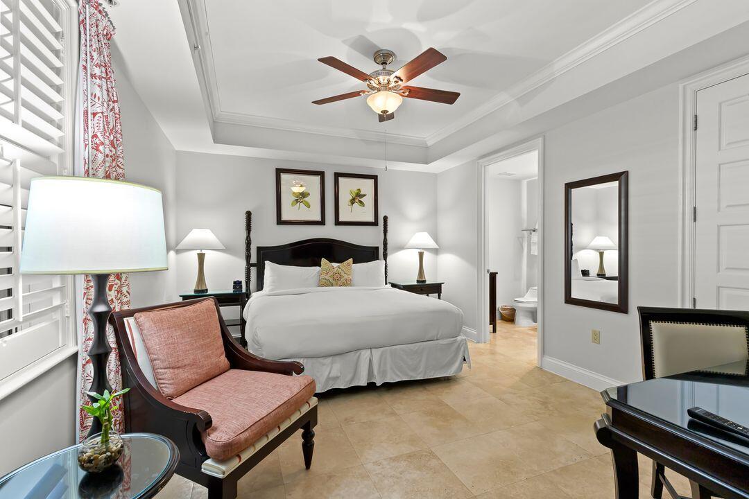 3841 N Roosevelt Boulevard Unit: 213