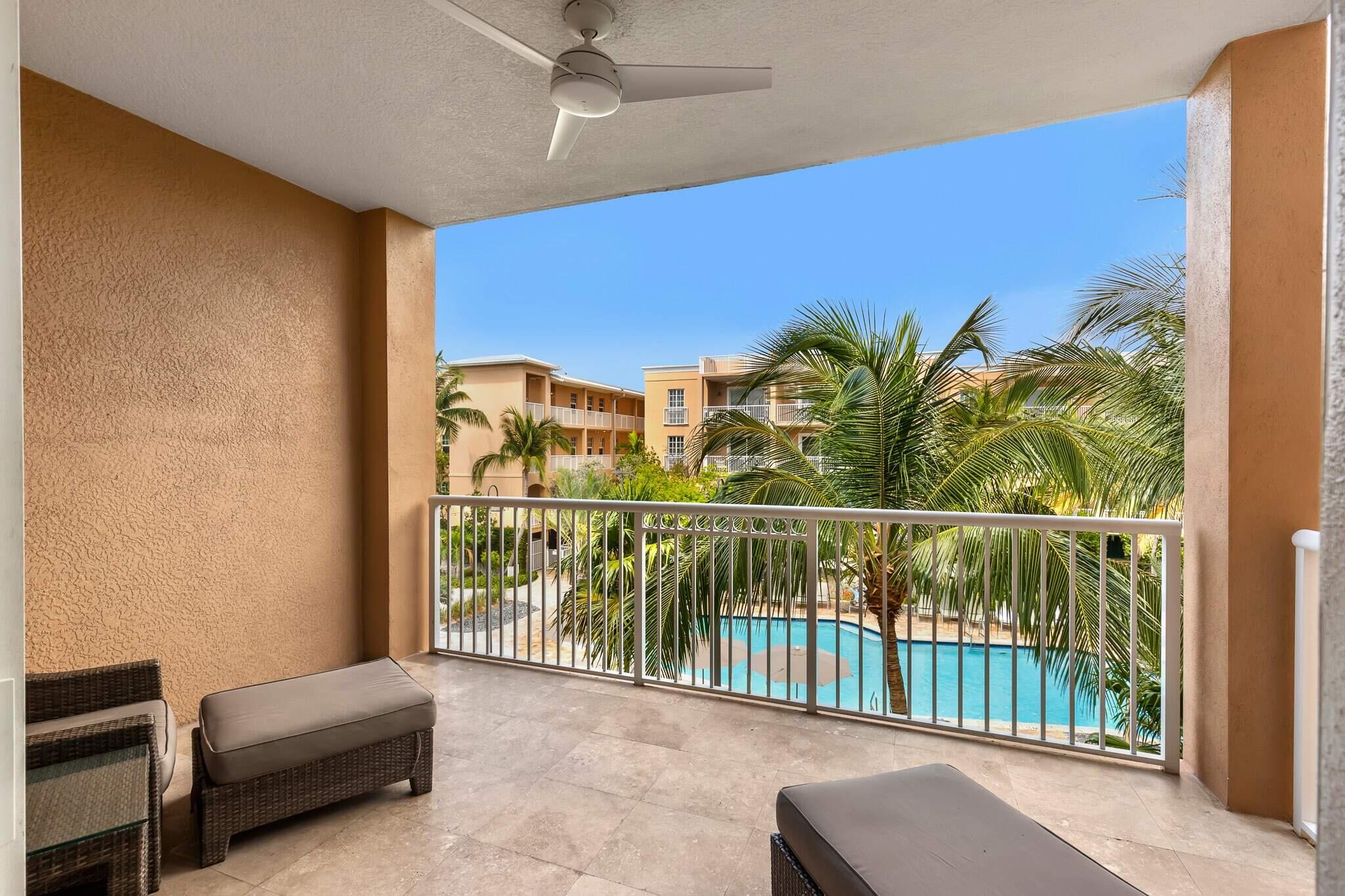 3841 N Roosevelt Boulevard Unit: 222