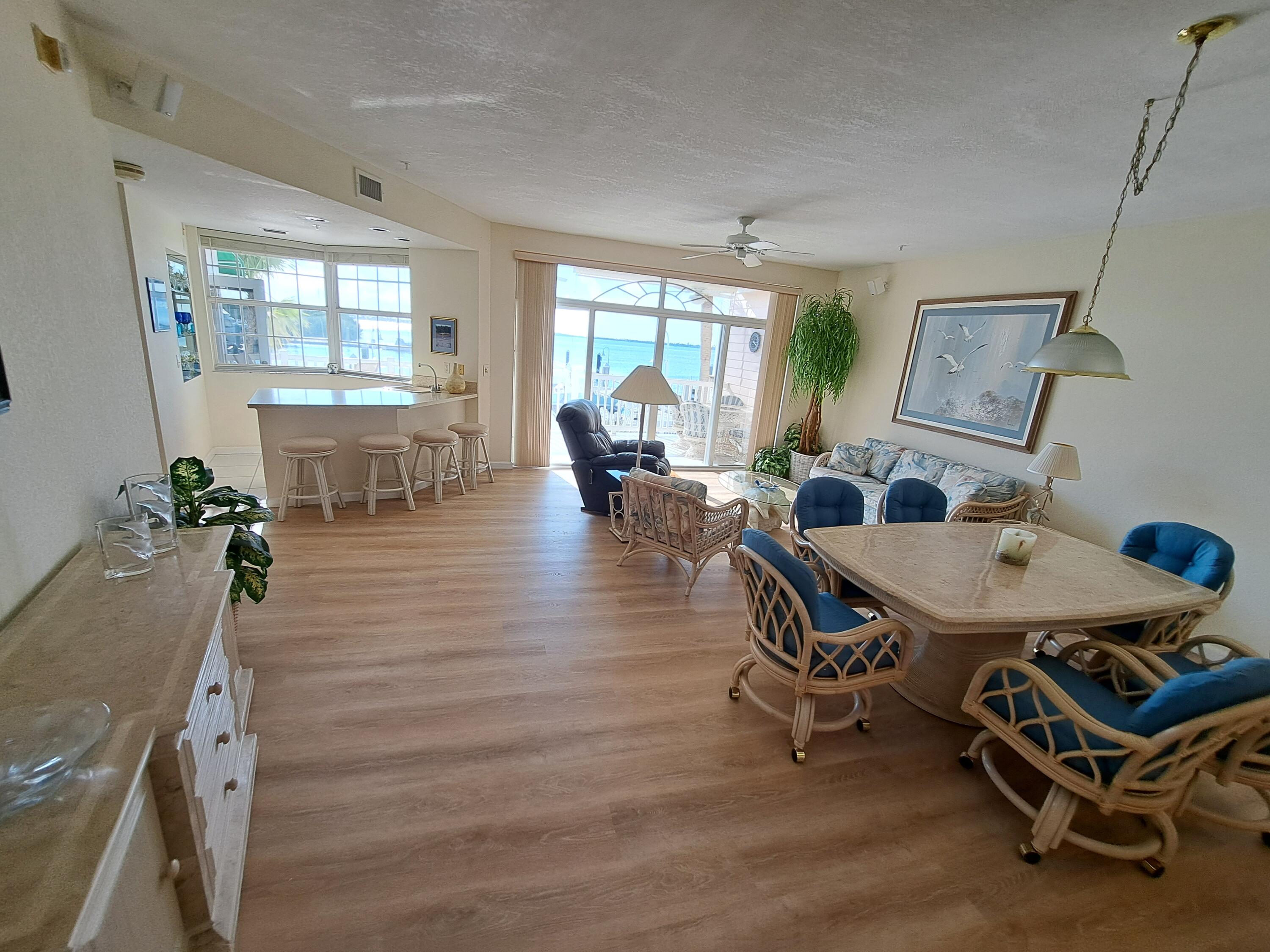 5607 College Road Unit: A101