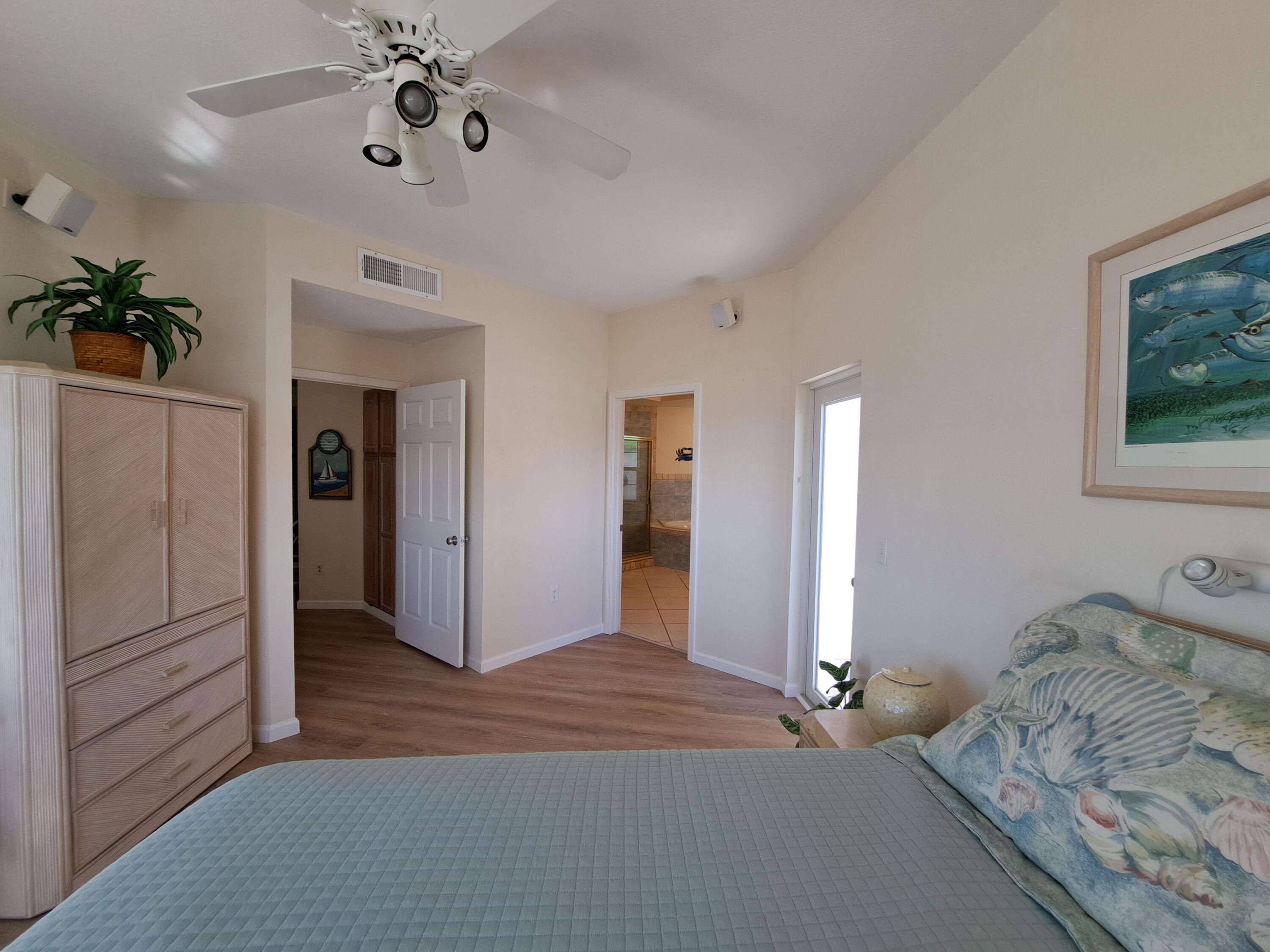 5607 College Road Unit: A101
