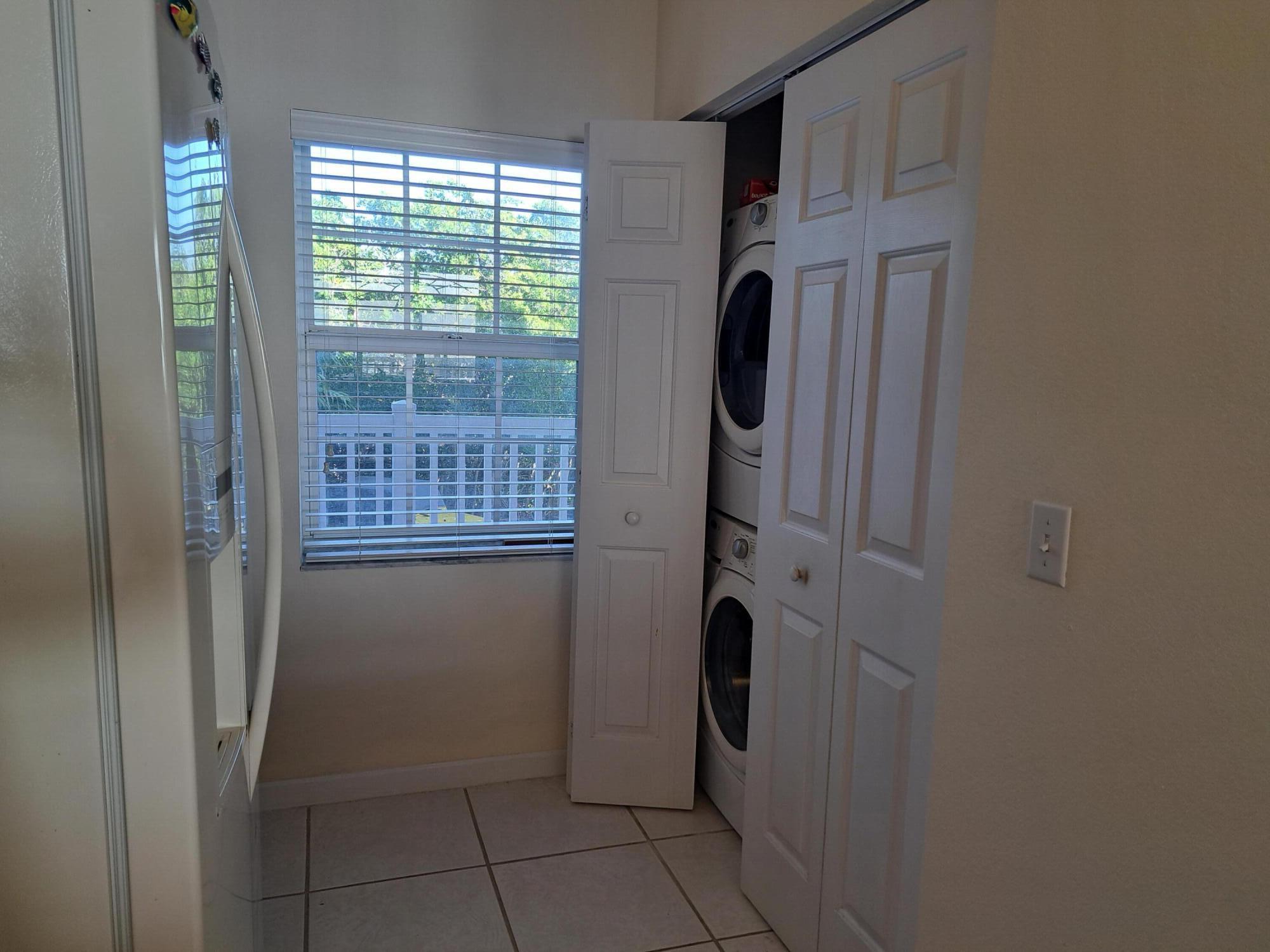 5607 College Road Unit: A101