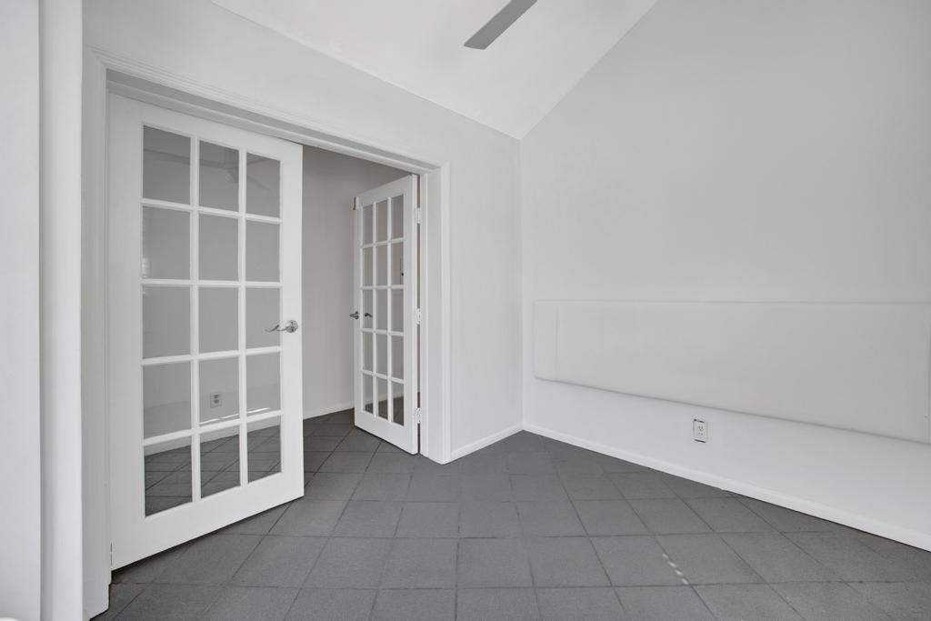 623 Thomas Street Unit: C