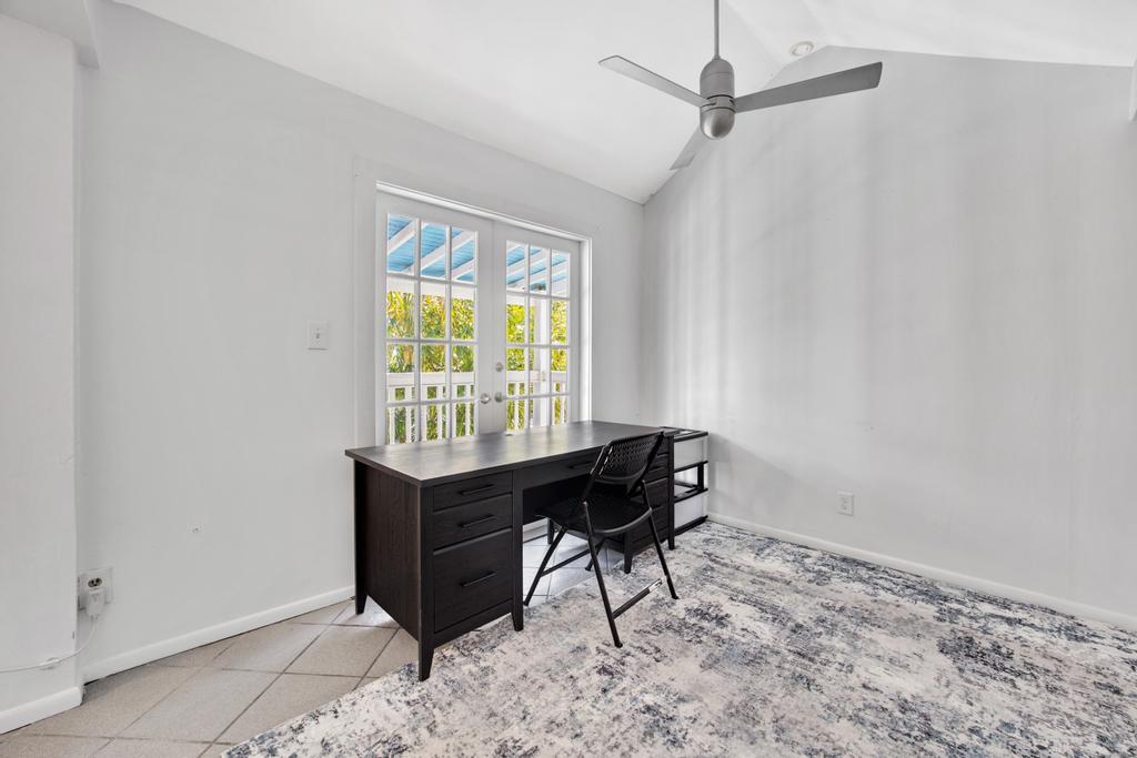 623 Thomas Street Unit: C