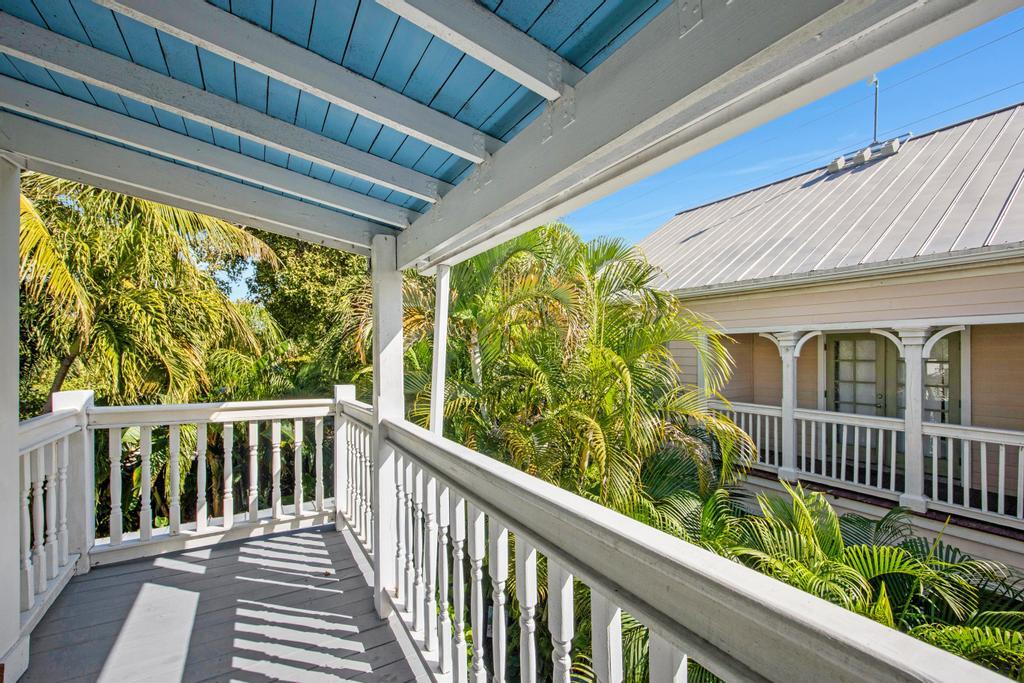 623 Thomas Street Unit: C