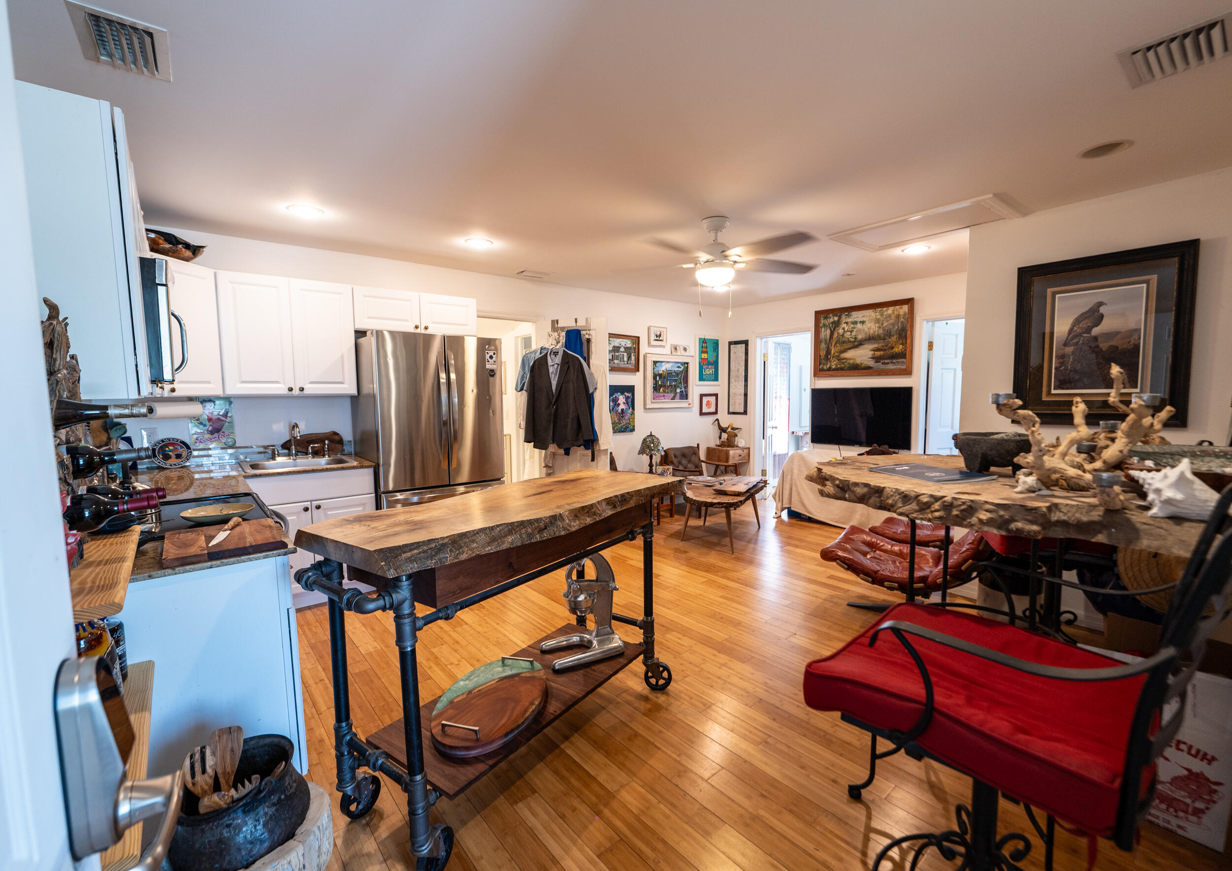 1124 Catherine Street Unit: 202